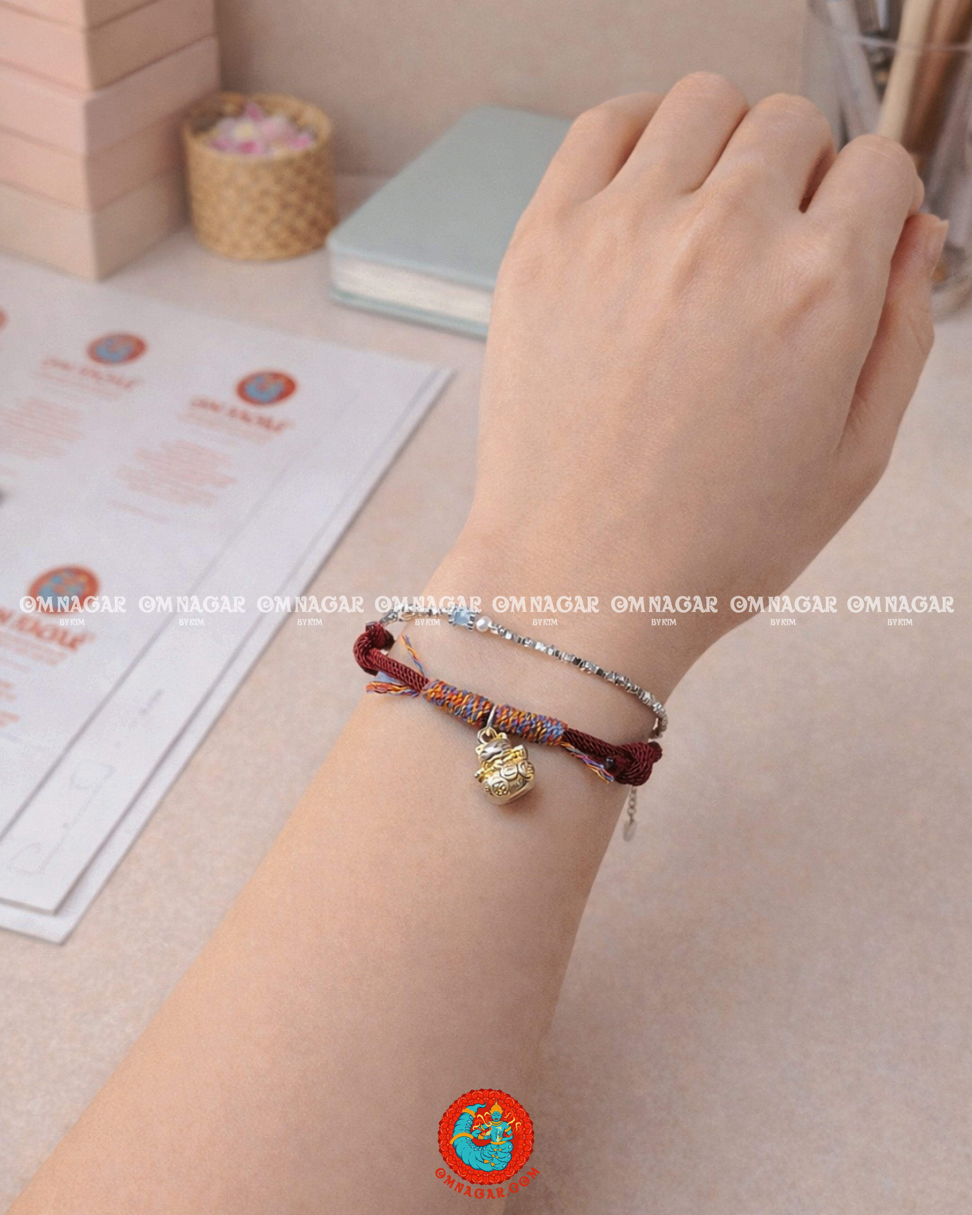 OMNAGAR “Maneki Neko” Red String Bracelet - S999 Fine Silver