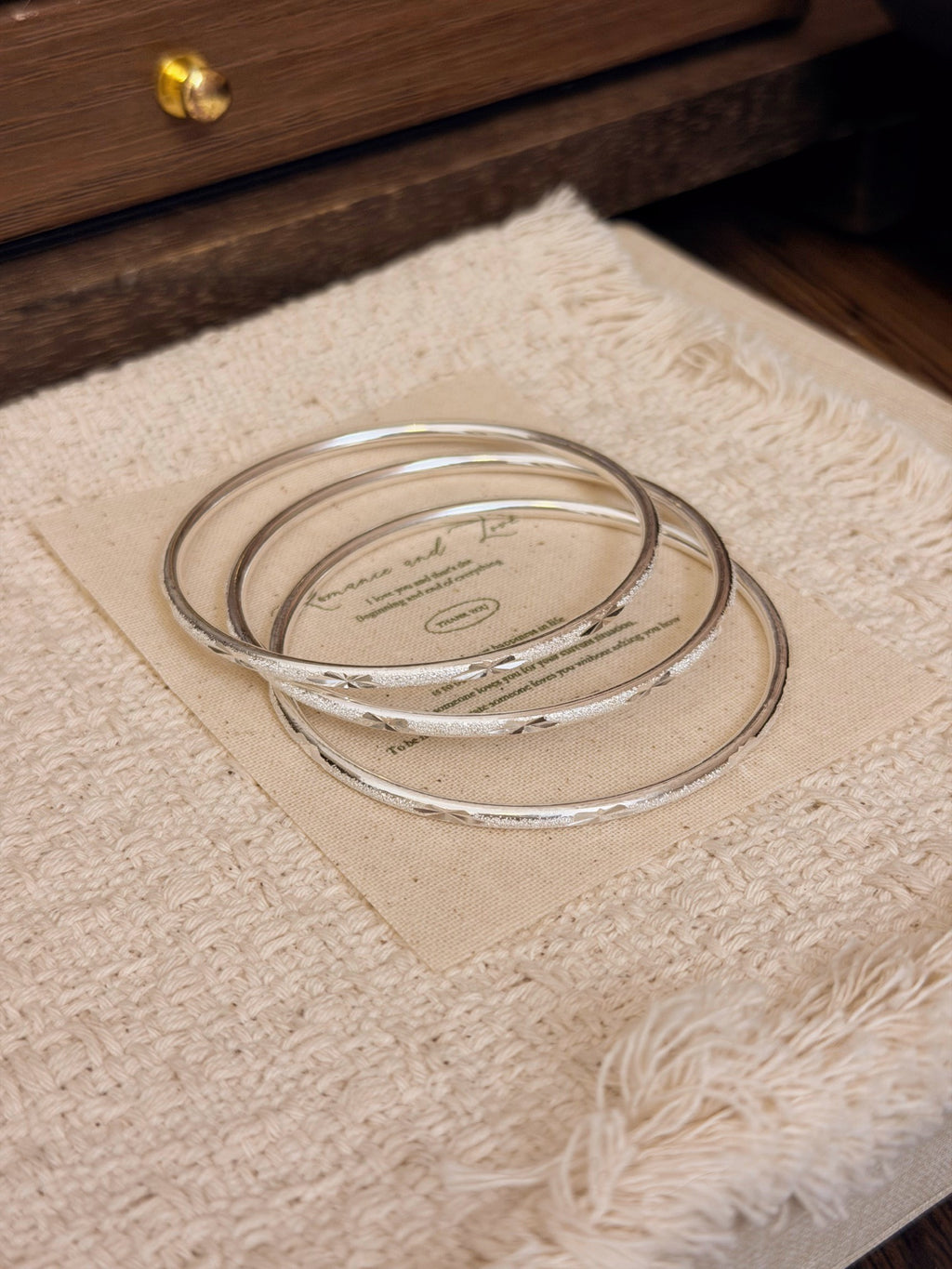 OMNAGAR “Celestial Starlight” 999 Fine Silver Bangle