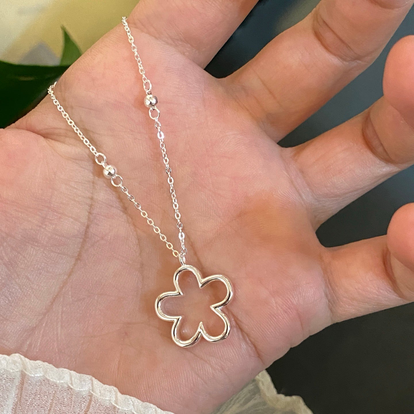 Silver Flower Beaded Necklace