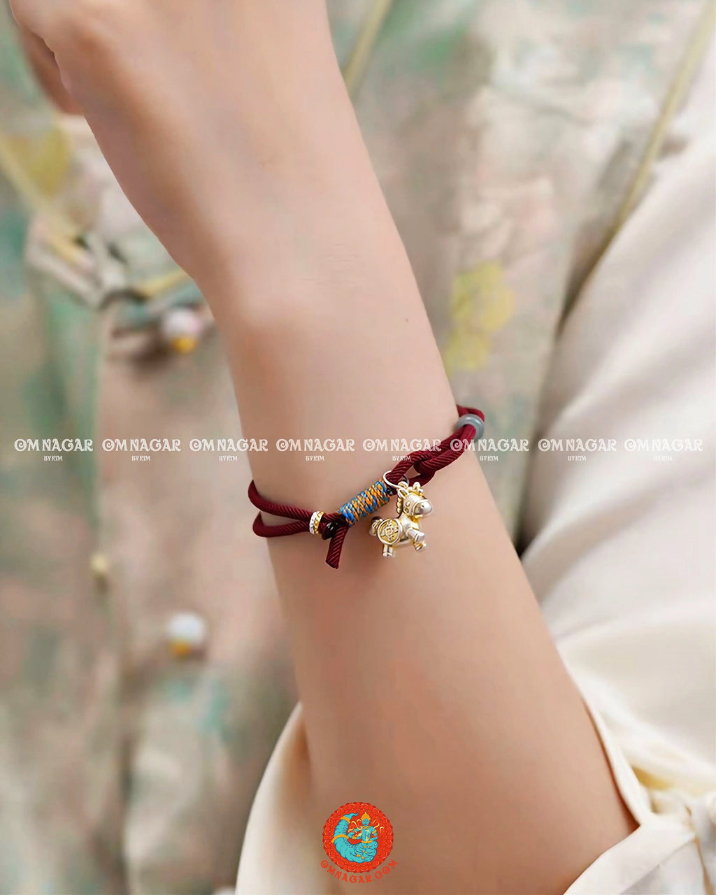 OMNAGAR “Golden Horse of Blessings” Red String Bracelet - Gold-Plated S999 Fine Silver