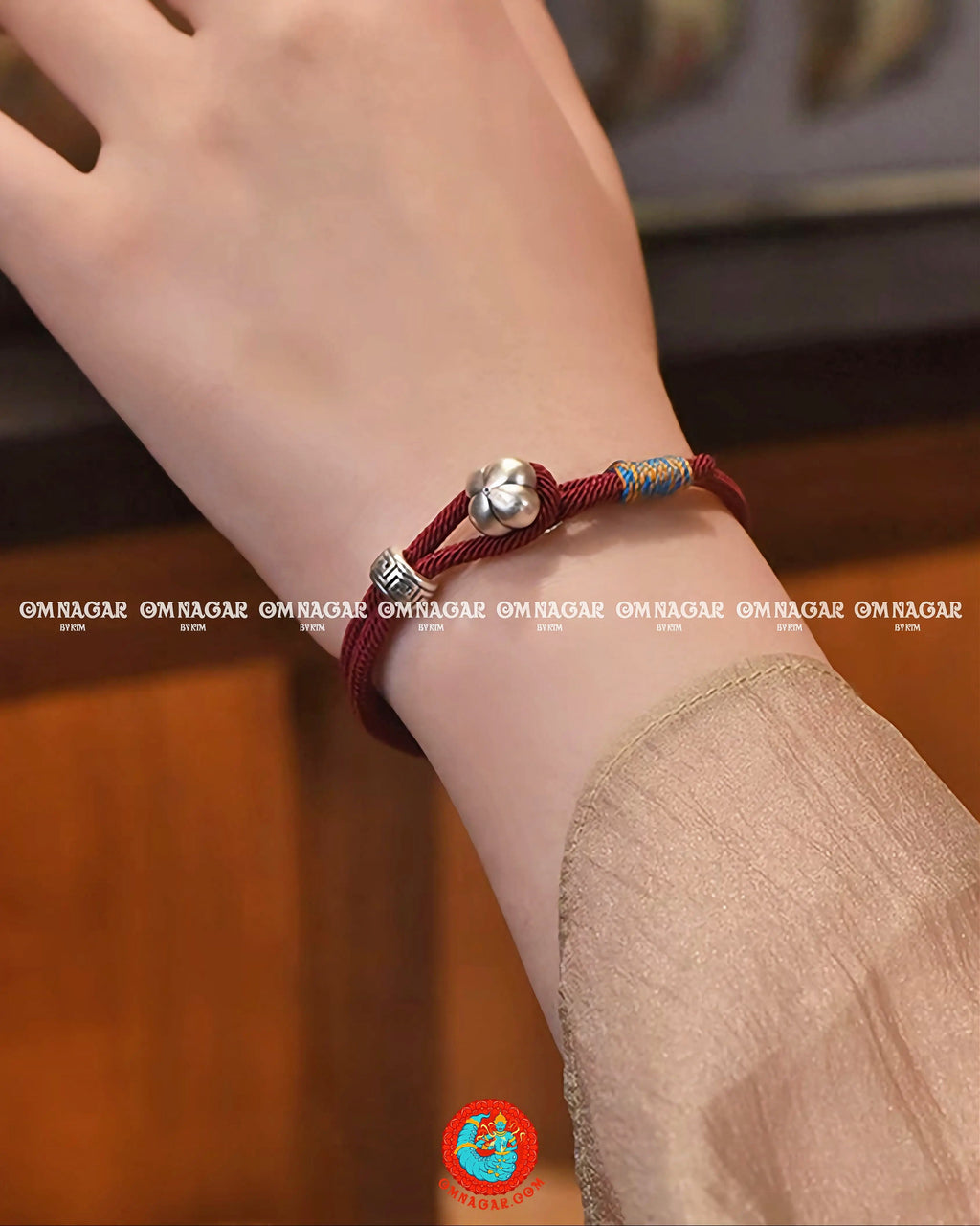 OMNAGAR “Persimmon & Meander” Red String Bracelet - S999 Fine Silver