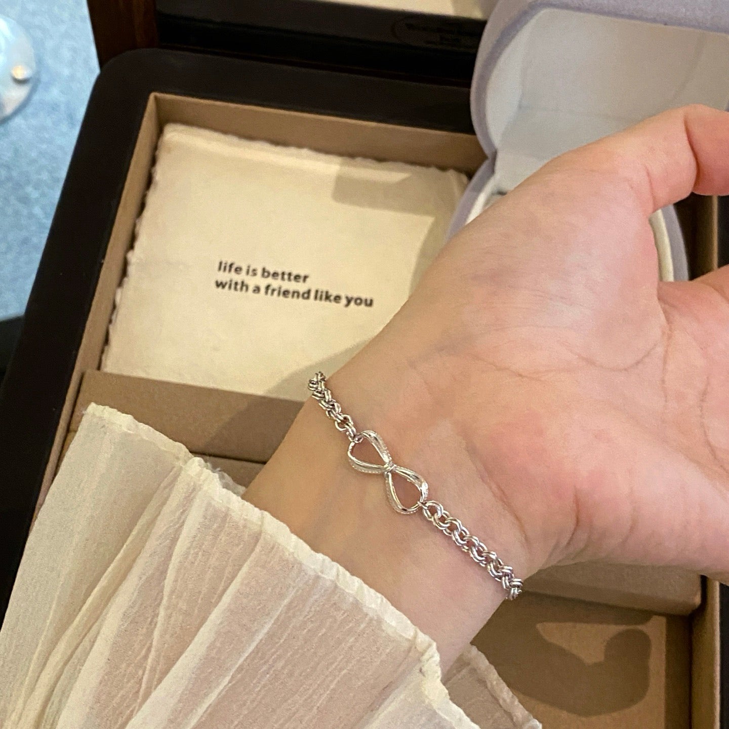 Delicate Silver Bow Bracelet